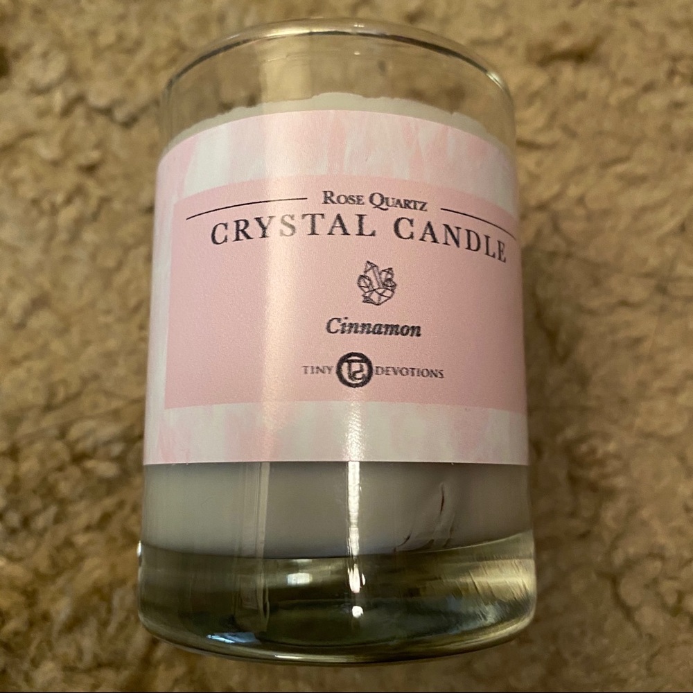 🎉HP🎉 Brand New Candle W/ Gemstone - Picture 1 of 3